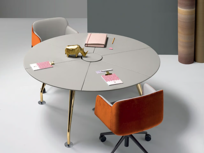 INFINITY - Round leather meeting table _ Quinti Sedute